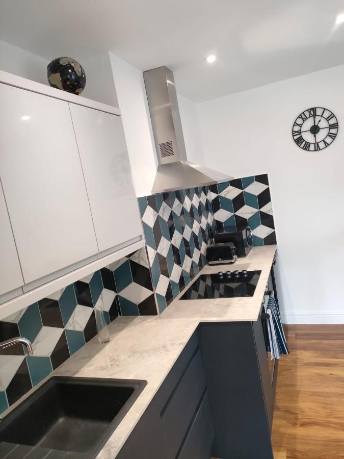 Lovely Refurbished Apartments, Morecambe Promenade Eksteriør billede